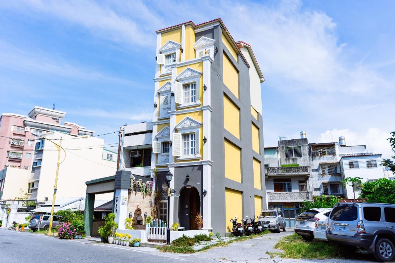 花蓮花漾夏卡爾民宿-無人民宿自助入住-包棟可烤肉可麻將 花蓮市 エクステリア 写真